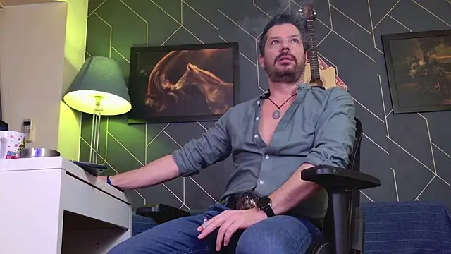 Snapshot of ChrisKox chatting on 01.18.26 ChrisKox online show from 01.18.26