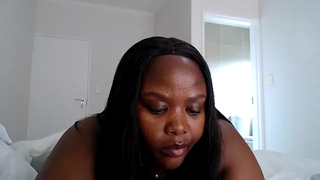 xBUSTY CANDYx online show from 04.15.26