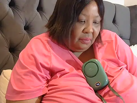 Snapshot of nancy111 chatting on 11.13.25 nancy111 online show from 11.13.25