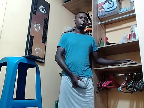 Snapshot of kurtbigcock chatting on 02.05.26 kurtbigcock online show from 02.05.26