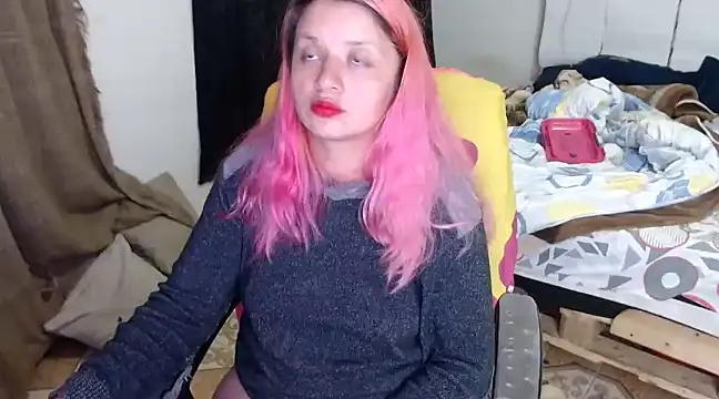 Snapshot of kattydirtylol chatting on 12.14.24 kattydirtylol online show from 12.14.24