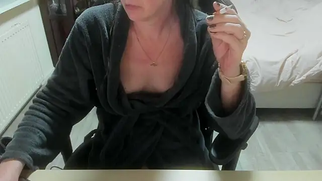 Snapshot of minoesje37 chatting on 03.18.26 minoesje37 online show from 03.18.26