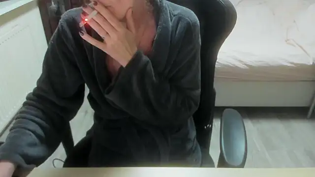 Snapshot of minoesje37 chatting on 03.19.26 minoesje37 online show from 03.19.26