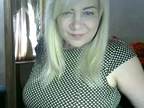 Snapshot of AgoniA7 chatting on 03.02.25 AgoniA7 online show from 03.02.25