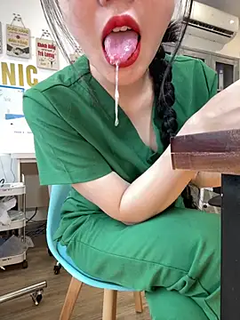 Snapshot of Meilian2021 chatting on 02.11.26 Meilian2021 online show from 02.11.26