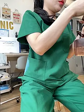 Snapshot of Meilian2021 chatting on 02.13.26 Meilian2021 online show from 02.13.26