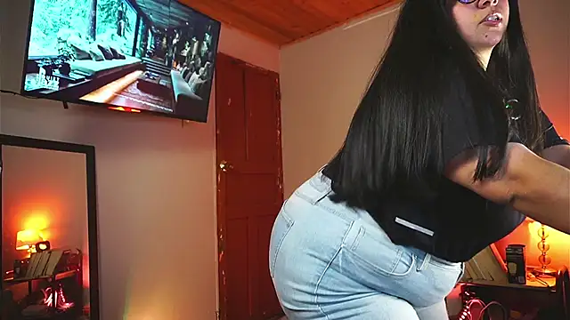 Snapshot of coraline_latin chatting on 02.24.26 coraline latin online show from 02.24.26