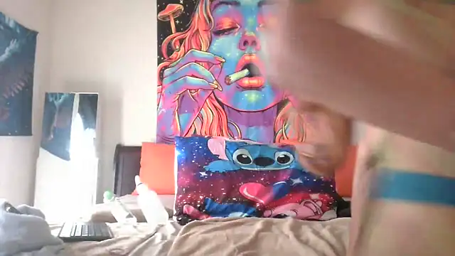 EnticingAaliyah online show from 02.19.26