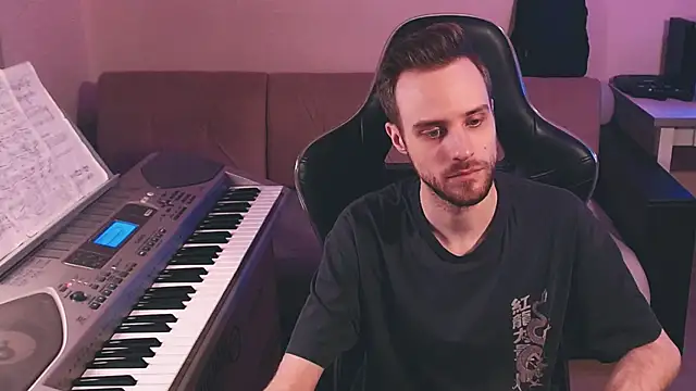 Snapshot of Sweetparker chatting on 11.13.25 Sweetparker online show from 11.13.25