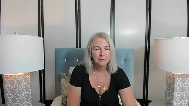 EricaTop online show from 03.17.25