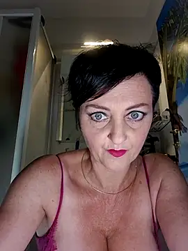 Snapshot of lucillabollente chatting on 06.28.26 lucillabollente online show from 06.28.26