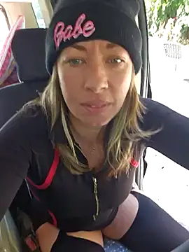 Snapshot of _NinaLuvSins_ chatting on 10.26.25 NinaLuvSins online show from 10.26.25