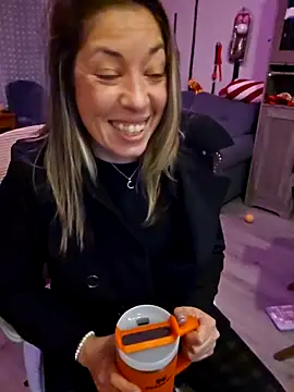 Snapshot of _NinaLuvSins_ chatting on 11.23.25 NinaLuvSins online show from 11.23.25