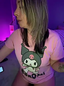 Snapshot of _NinaLuvSins_ chatting on 02.06.26 NinaLuvSins online show from 02.06.26