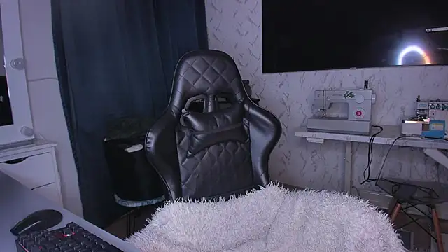 Lisegg  online show from 02.03.25