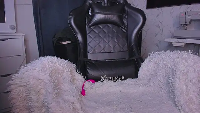 Lisegg  online show from 02.05.25