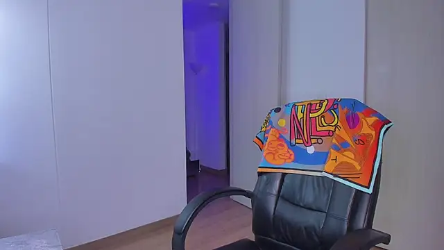 Lisegg  online show from 10.30.25