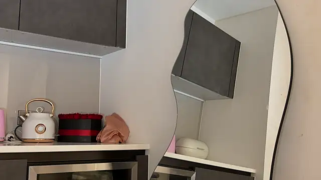 ArabicBarbie online show from 05.02.26