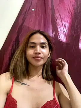 Snapshot of _FoxyFlair chatting on 12.04.25 FoxyFlair online show from 12.04.25