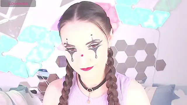 Snapshot of LexiKiss chatting on 01.10.25 LexiKiss online show from 01.10.25