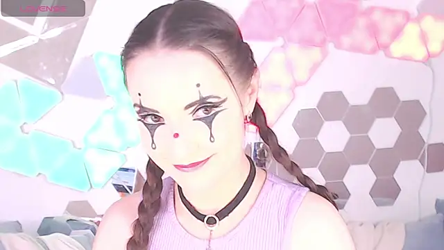 Snapshot of LexiKiss chatting on 01.10.25 LexiKiss online show from 01.10.25
