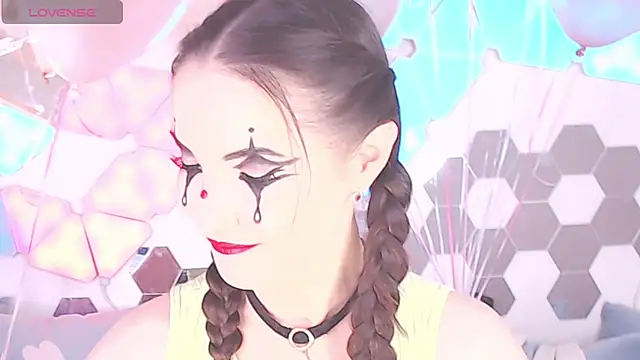 Snapshot of LexiKiss chatting on 01.11.25 LexiKiss online show from 01.11.25