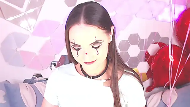 Snapshot of LexiKiss chatting on 02.08.25 LexiKiss online show from 02.08.25