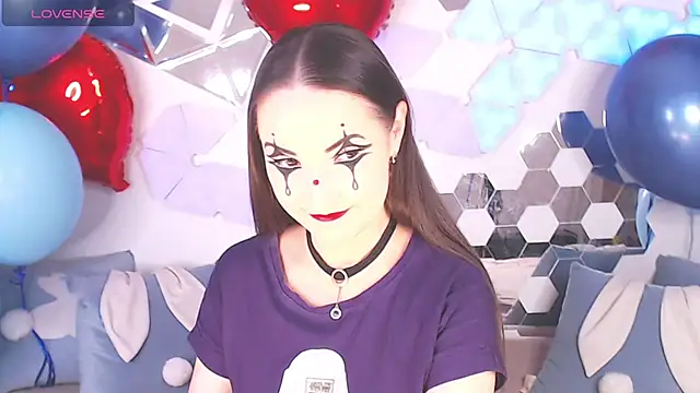 Snapshot of LexiKiss chatting on 03.21.25 LexiKiss online show from 03.21.25
