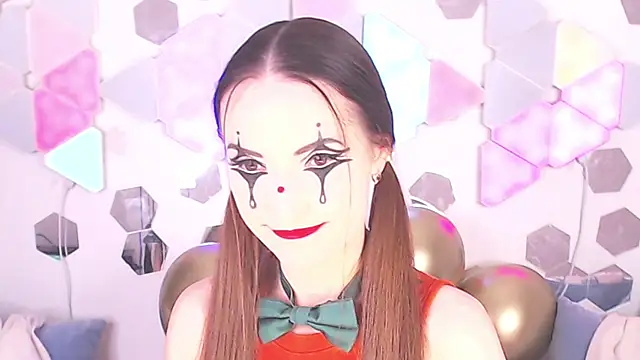 Snapshot of LexiKiss chatting on 09.17.25 LexiKiss online show from 09.17.25