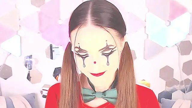 Snapshot of LexiKiss chatting on 10.15.25 LexiKiss online show from 10.15.25