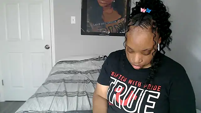 Sexymona1218 online show from 03.13.25