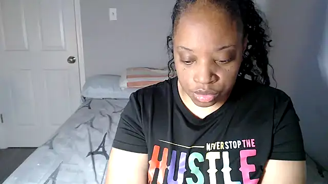 Sexymona1218 online show from 11.11.25