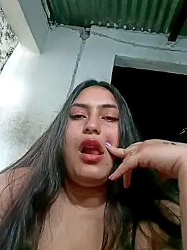 xandra252 online show from 04.22.26