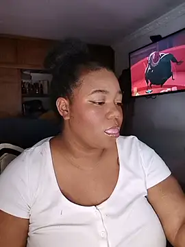 Snapshot of Daddys_girl1 chatting on 10.30.25 Daddys girl1 online show from 10.30.25