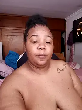 Snapshot of Daddys_girl1 chatting on 12.14.25 Daddys girl1 online show from 12.14.25