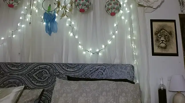 Snapshot of Sweet-Ginger chatting on 03.12.25 Sweet-Ginger online show from 03.12.25