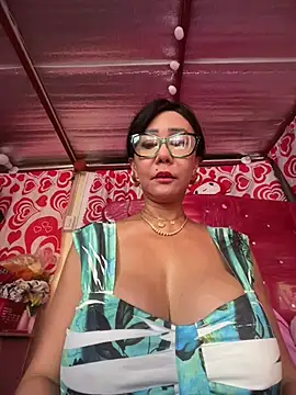 sweetieme online show from 06.10.26