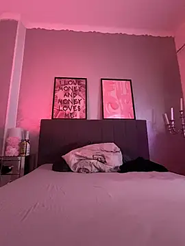  MelinaCurves  online show from 02.24.25