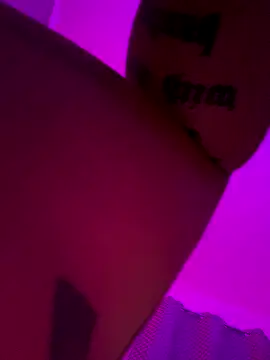  MelinaCurves  online show from 10.19.25