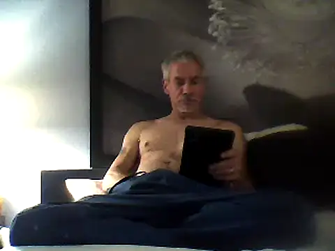 Snapshot of Biknight chatting on 12.17.24 Biknight online show from 12.17.24