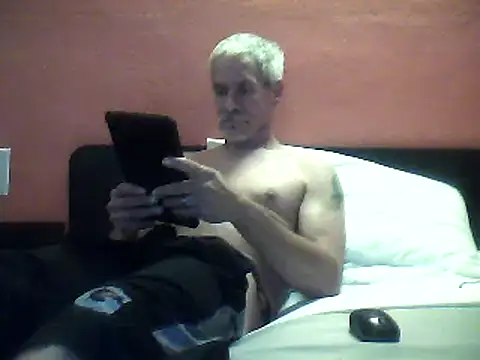 Snapshot of Biknight chatting on 12.22.24 Biknight online show from 12.22.24