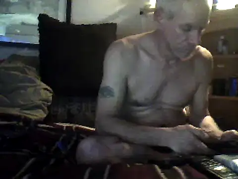 Snapshot of Biknight chatting on 02.13.25 Biknight online show from 02.13.25