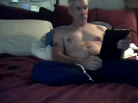 Snapshot of Biknight chatting on 02.18.25 Biknight online show from 02.18.25