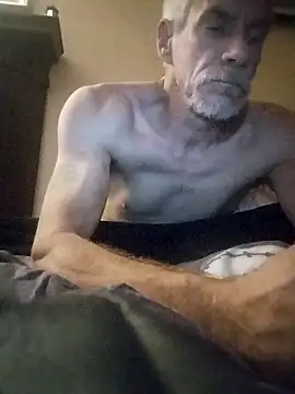 Snapshot of Biknight chatting on 09.29.25 Biknight online show from 09.29.25