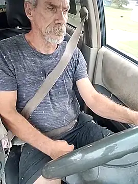 Snapshot of Biknight chatting on 10.10.25 Biknight online show from 10.10.25