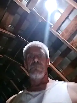 Snapshot of Biknight chatting on 10.18.25 Biknight online show from 10.18.25