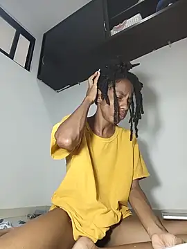 Snapshot of africa_deluxe chatting on 05.28.26 africa deluxe online show from 05.28.26