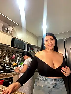 emilyjohanson online show from 12.03.24