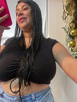 emilyjohanson online show from 12.30.24