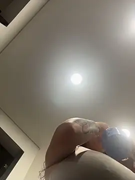 emilyjohanson online show from 04.29.26